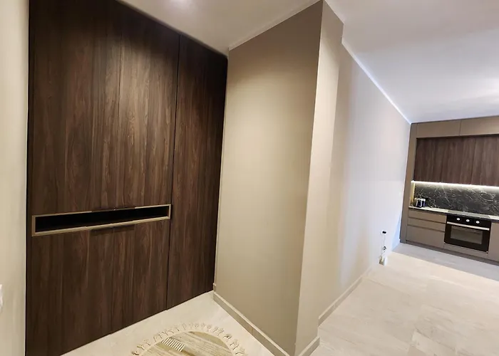 Apartment Family 3 *